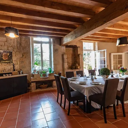 Le Castel Pierre - 7ch&7sdb Avec Clim, Piscine Xl, Ping-pong, Salle Fitness Et Sauna Pour 15 Personnes 4* Lagraulet-du-Gers