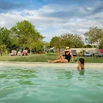 Le Castel Pierre - 7ch&7sdb Avec Clim, Piscine Xl, Ping-pong, Salle Fitness Et Sauna Pour 15 Personnes Lagraulet-du-Gers
