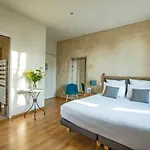 Отель Le Castel Pierre - 7ch&7sdb Avec Clim, Piscine Xl, Ping-pong, Salle Fitness Et Sauna Pour 15 Personnes