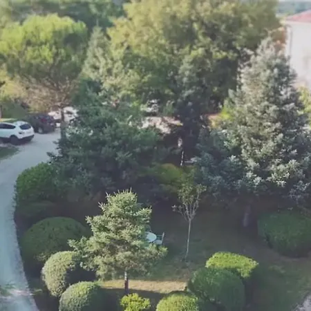 Le Castel Pierre - 7ch&7sdb Avec Clim, Piscine Xl, Ping-pong, Salle Fitness Et Sauna Pour 15 Personnes 4*