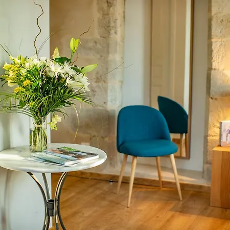 Hotel Le Castel Pierre - 7ch&7sdb Avec Clim, Piscine Xl, Salle Fitness Et Sauna Pour 18 Personnes Lagraulet-du-Gers