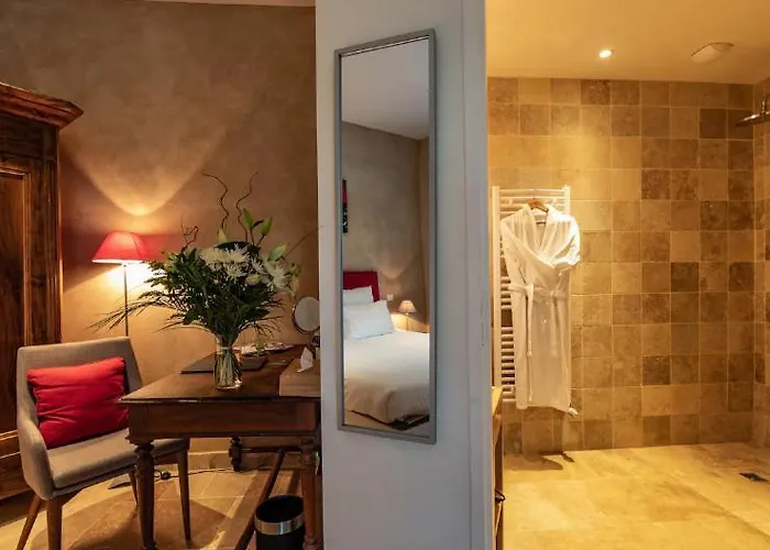 Le Castel Pierre - 7ch&7sdb Avec Clim, Piscine Xl, Ping-pong, Salle Fitness Et Sauna Pour 15 Personnes Hotel Lagraulet-du-Gers