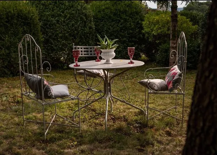 Hotel Le Castel Pierre - 7ch&7sdb Avec Clim, Piscine Xl, Ping-pong, Salle Fitness Et Sauna Pour 15 Personnes 4*