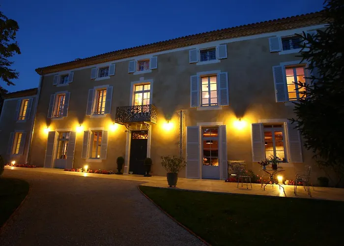 Hotel Le Castel Pierre - 7ch&7sdb Avec Clim, Piscine Xl, Ping-pong, Salle Fitness Et Sauna Pour 15 Personnes 4*