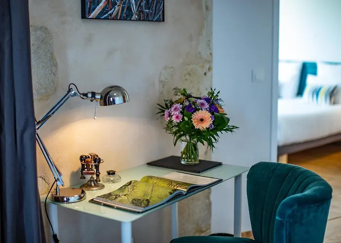 Le Castel Pierre - 7ch&7sdb Avec Clim, Piscine Xl, Ping-pong, Salle Fitness Et Sauna Pour 15 Personnes Lagraulet-du-Gers