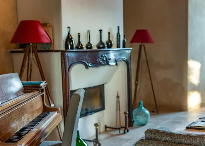 Hotel Le Castel Pierre - 7ch&7sdb Avec Clim, Piscine Xl, Ping-pong, Salle Fitness Et Sauna Pour 15 Personnes